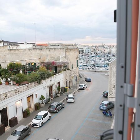 Albergo Lucy Trani Exterior photo