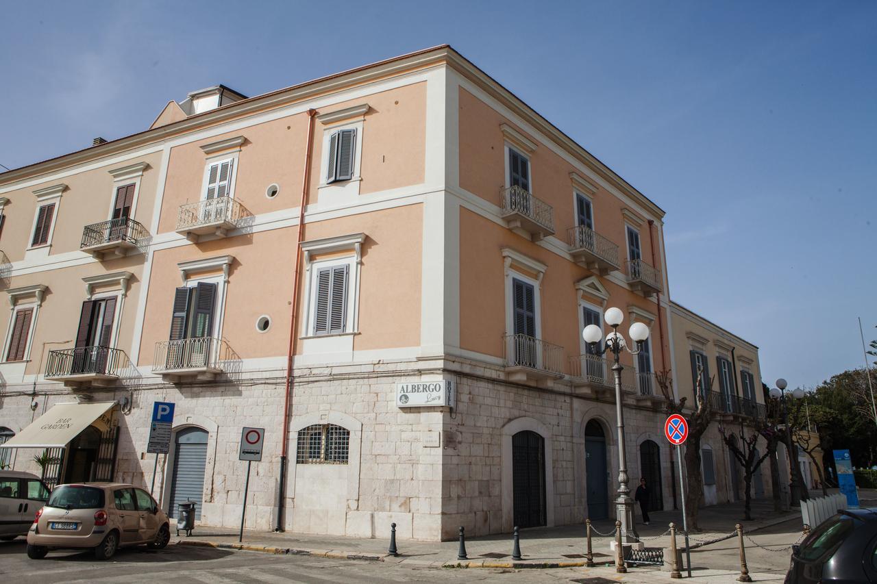 Albergo Lucy Trani Exterior photo