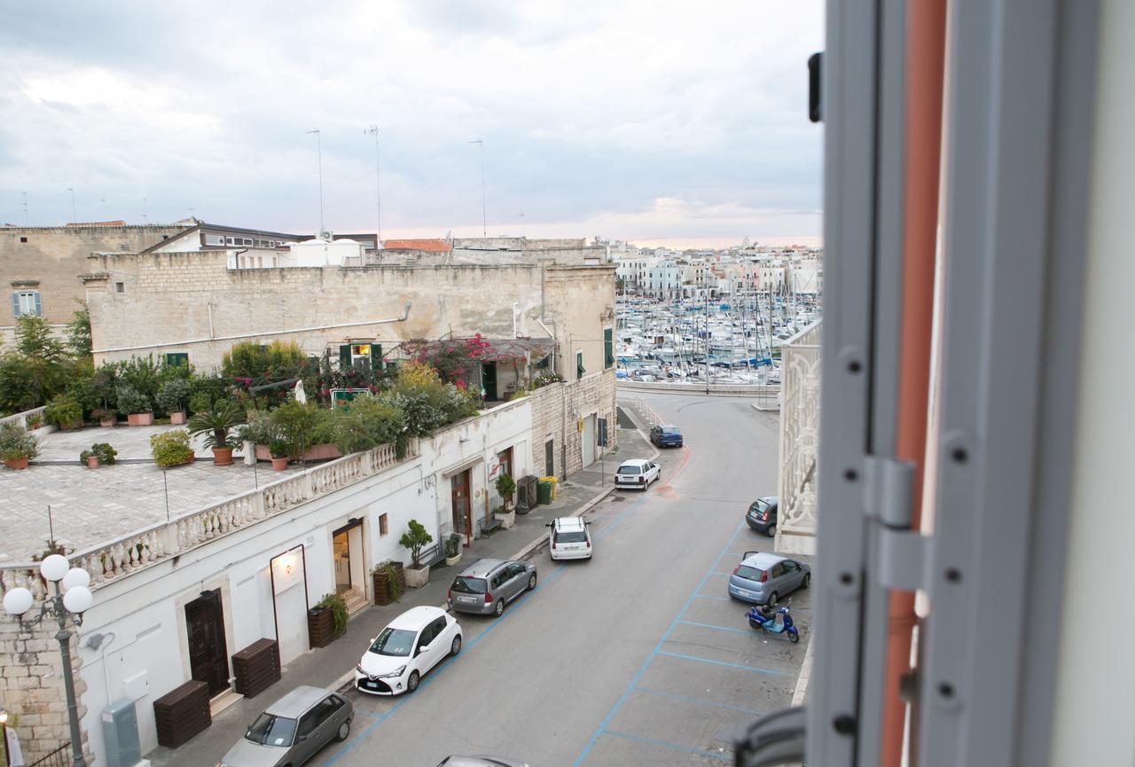 Albergo Lucy Trani Exterior photo